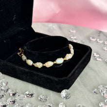Load image into Gallery viewer, 14K Solid Yellow Gold Freshwater Pearl Bracelet